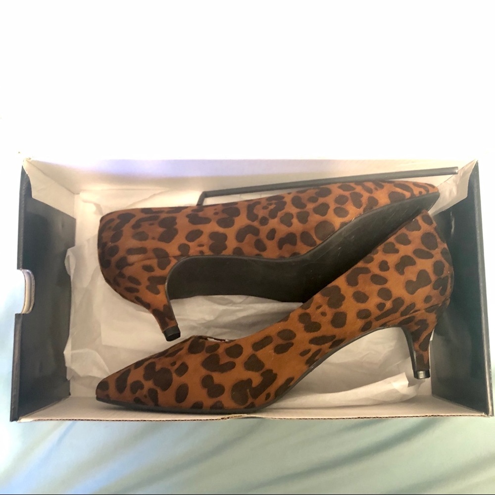 torrid leopard print kitten heels 9.5 cheetah pointed toe NEW Hard to find SEXY